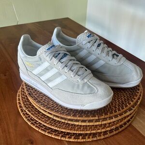 NWT NWT Adidas SL 72 RS Retro Streetwear Sneakers Sz 9 Grey White Classic 70s